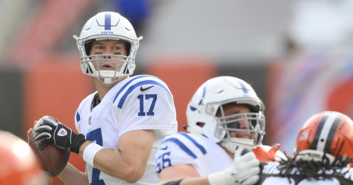 1765313673_urlhttps3A2F2Fcalifornia-times-brightspot.s3.amazonaws.com2F4b2F772Fce85f1ec4111aa609af813c9aa0f2Fcolts-browns-football-55057.jpg