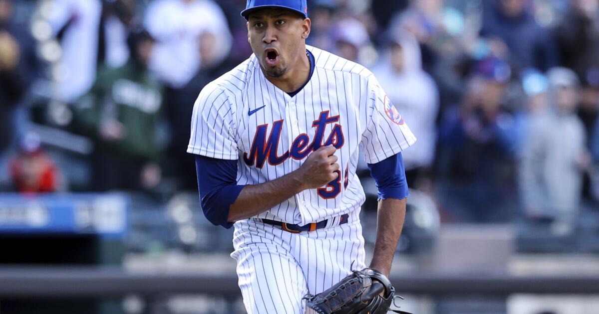 1765719275_urlhttps3A2F2Fcalifornia-times-brightspot.s3.amazonaws.com2Fb42Fc32Fe979a4fd4057961cfc30d7746a1a2Fdiamondbacks-mets-baseball-50203.jpg