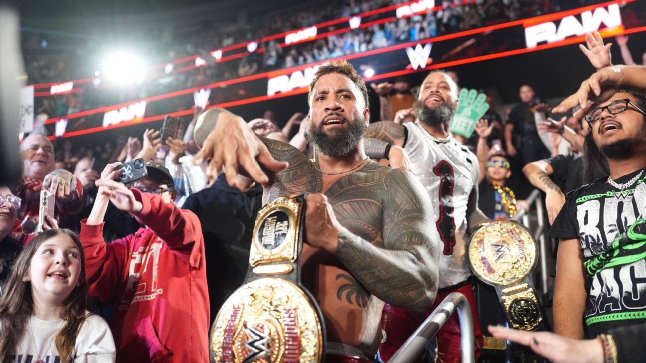 Los Usos recuperan los títulos en parejas, Bron Breakker se enfrenta a CM Punk