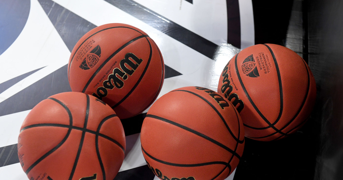 1769378011_urlhttps3A2F2Fcalifornia-times-brightspot.s3.amazonaws.com2Fe12F332F10b166d3490db8ff3e033af315a92Fbasketballs1.png