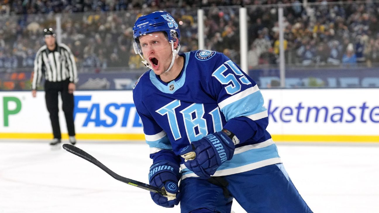 Los Lightning sorprendieron a los Bruins en una remontada histórica de cuatro goles