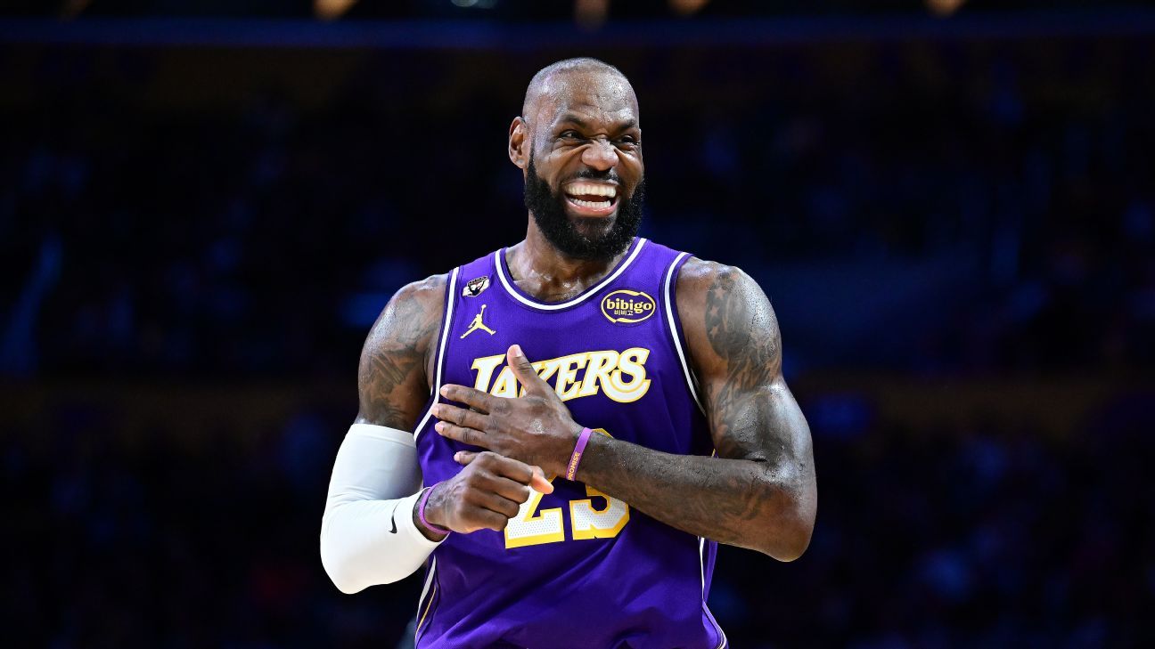 LeBron James es el poseedor de un triple-doble de mayor edad en la historia de la NBA