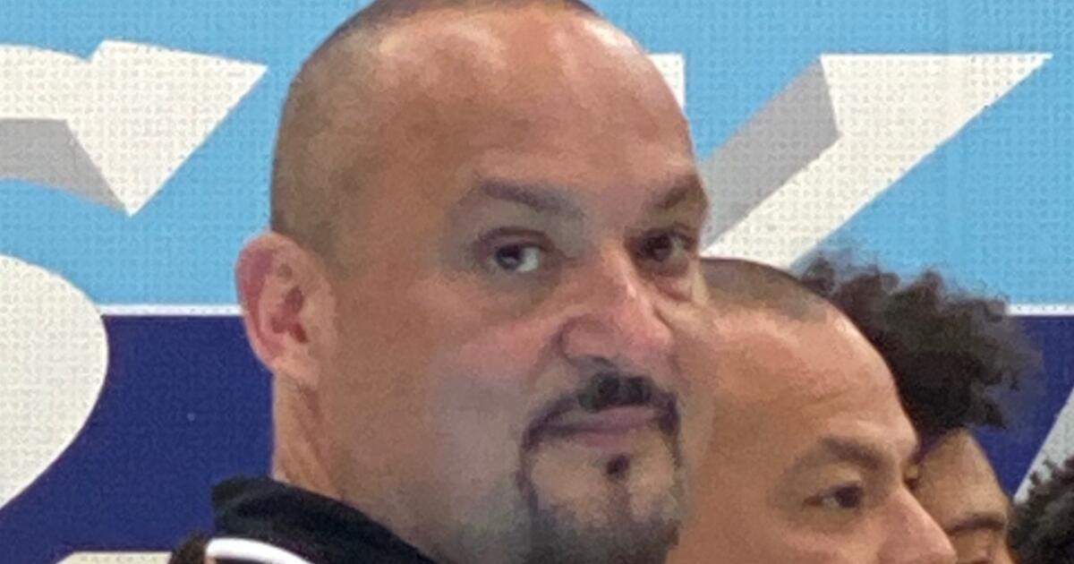 Entrevista de preparación: Sylmar causa sensación en los playoffs de baloncesto de la División II