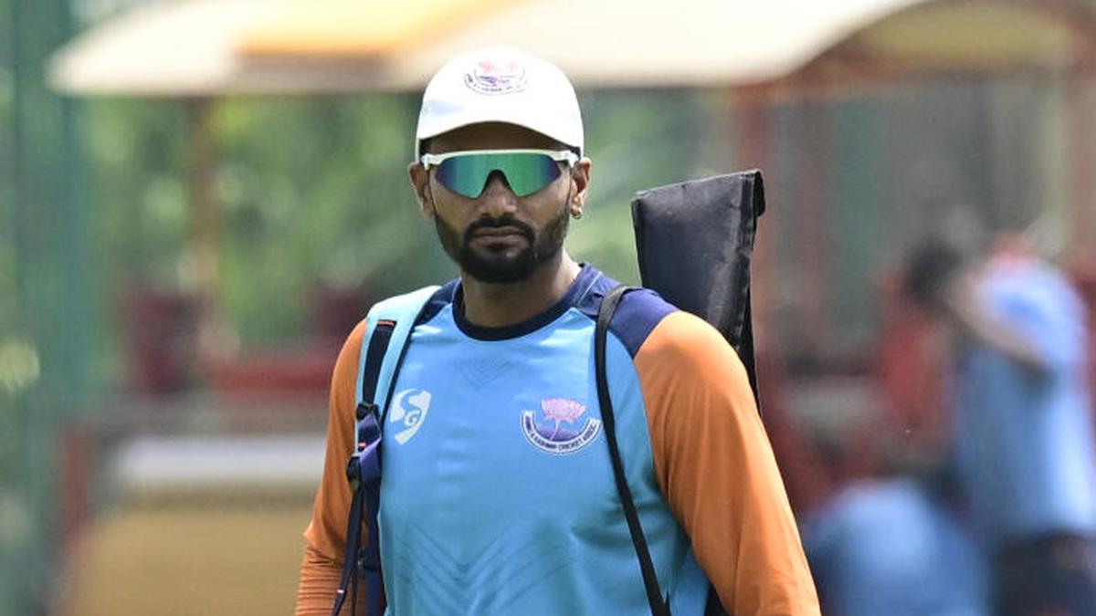 El capitán de Jammu y Cachemira, Paras Dogra, imperturbable ante el poder estelar de Karnataka antes de la final del Trofeo Ranji