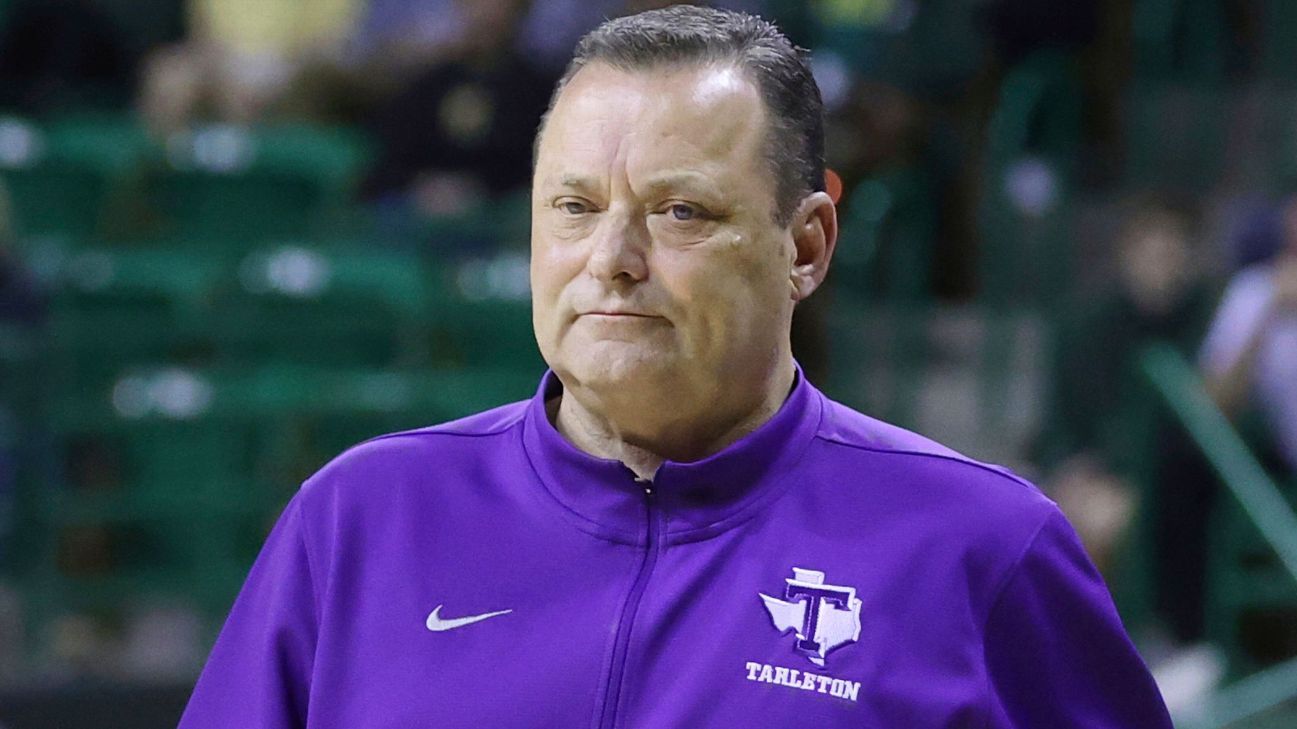 Fuentes: Gillispie no entrenará a Tarleton State el próximo año