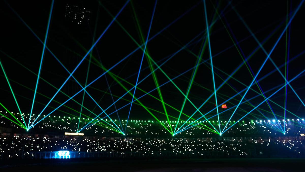 IND vs WI, Copa del Mundo T20 2026: Sunil Gavaskar y Ravi Shastri preguntan sobre el espectáculo de láser durante la pausa para tomar unas copas