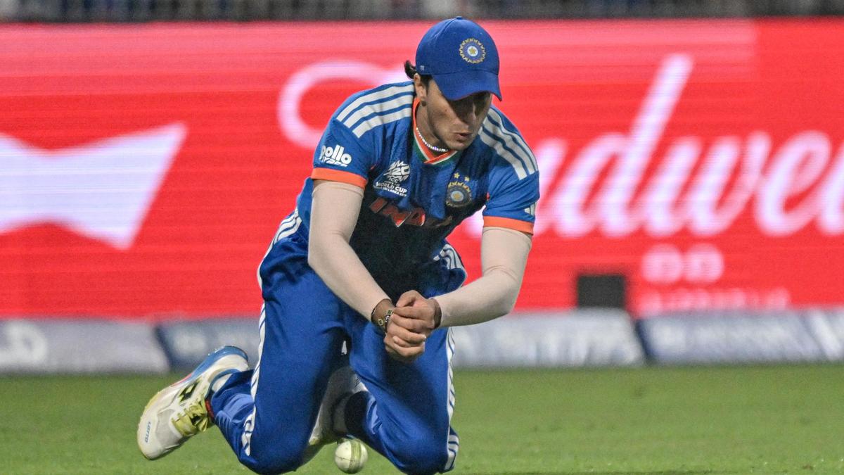 Copa del Mundo T20 2026: India comete errores en el campo contra las Indias Occidentales y pierde tres balones