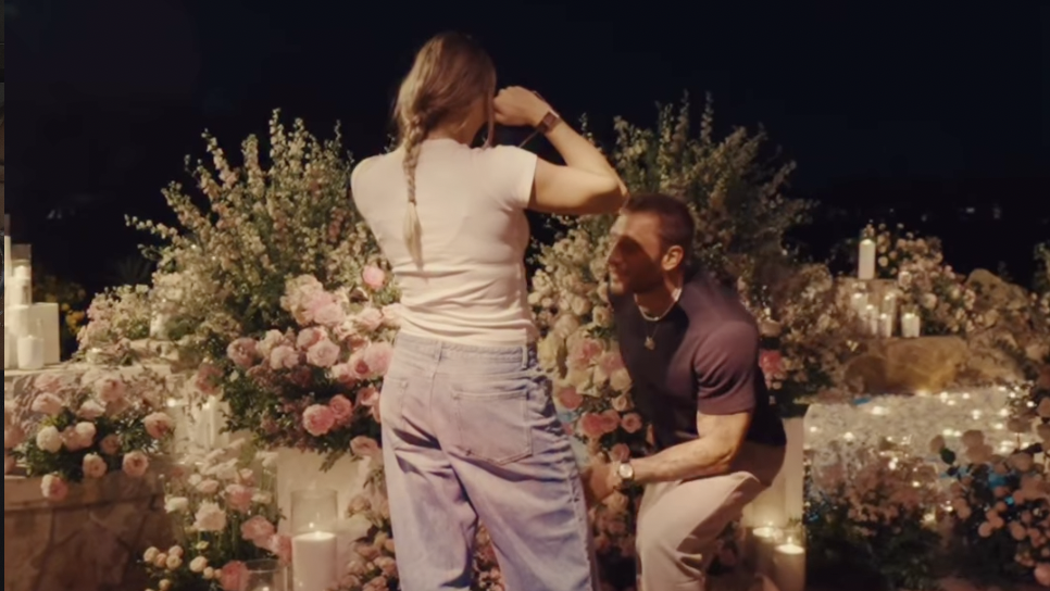 La estrella del tenis Aryna Sabalenka anuncia su compromiso