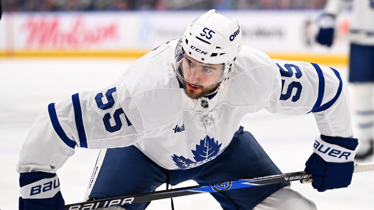Maple Leafs cambia a Nicolas Roy a Avalanche a cambio de una selección del draft