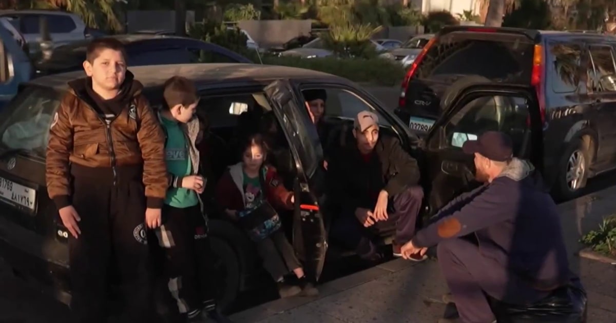 Miles de personas huyen de Beirut tras la orden de evacuación israelí