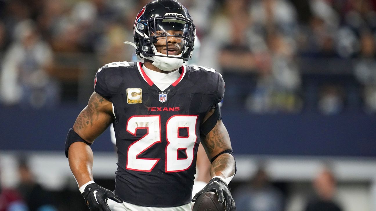 Los Texans liberan a Joe Mixon, quien se perdió la temporada 2025 por un problema en el pie