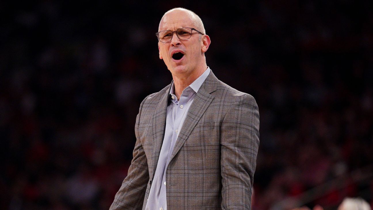 Danny Hurley expulsado en el último segundo mientras UConn cae ante Marquette