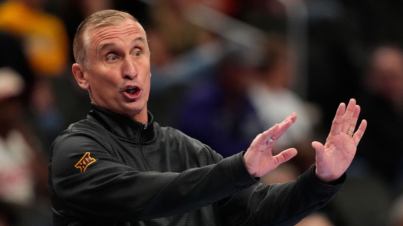 Arizona State no renovará el contrato del entrenador Bobby Hurley
