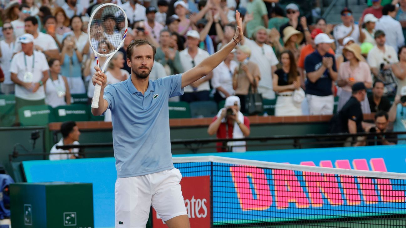 Daniil Medvedev le propinó a Carlos Alcaraz su primera derrota en el 26 en Indian Wells
