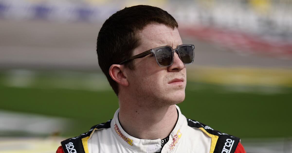 NASCAR suspende a Daniel Dye de la Serie de Camionetas por ‘comentarios insensibles’