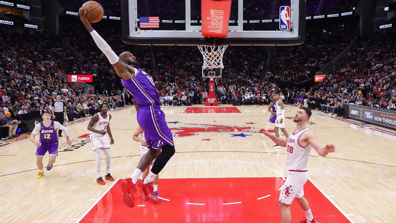 Los seis mates de LeBron James ante los Rockets dieron a los Lakers su séptima victoria consecutiva