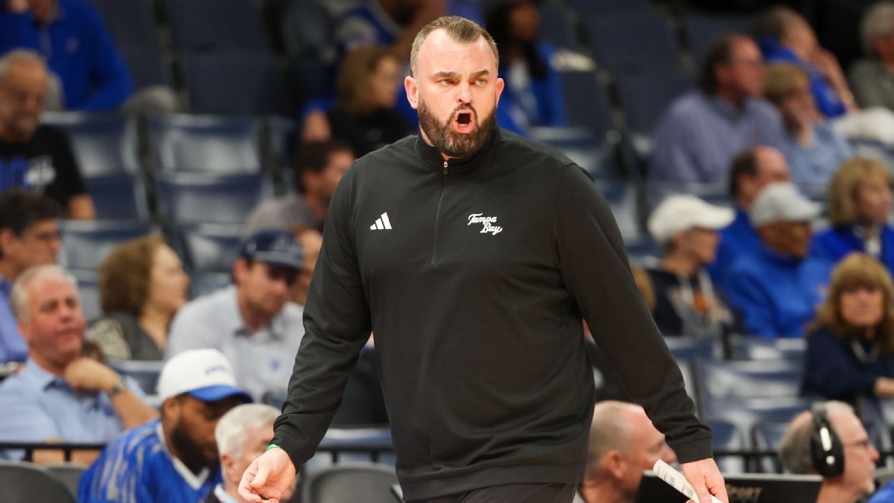 Fuentes: Providence contratará a Bryan Hodgson de la USF como nuevo HC