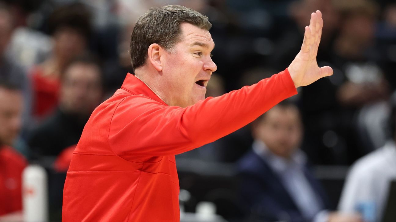 Lloyd de Arizona rechaza las especulaciones de la UNC antes del Sweet 16