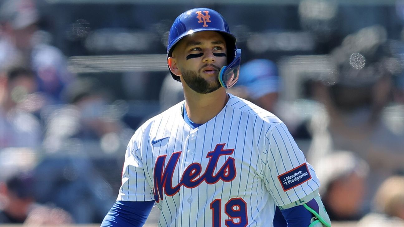Porque Bichette escucha los abucheos de los fanáticos de los Mets mientras se acumulan los ponches