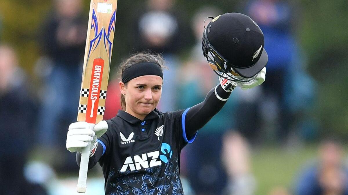 VIDEO: Kerr se conecta con Jemimah Rodrigues y Laura Wolvaardt en una búsqueda récord de White Ferns