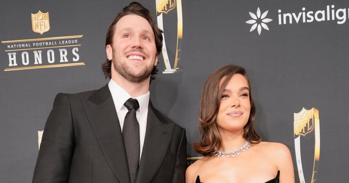 Hailee Steinfeld y Josh Allen dan la bienvenida a una niña: “Bendita”