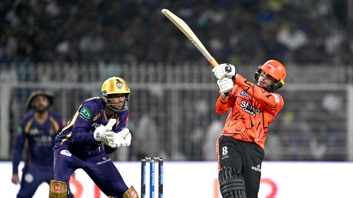 IPL 2026: Abhishek Sharma multado por violación del Código de conducta durante el partido KKR vs SRH