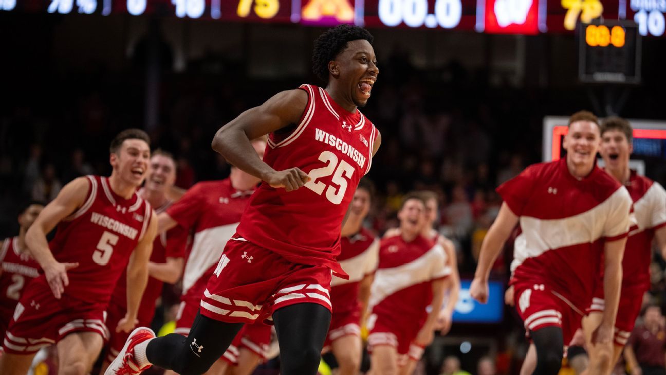 Duke coloca al base estrella John Blackwell en el portal de transferencias