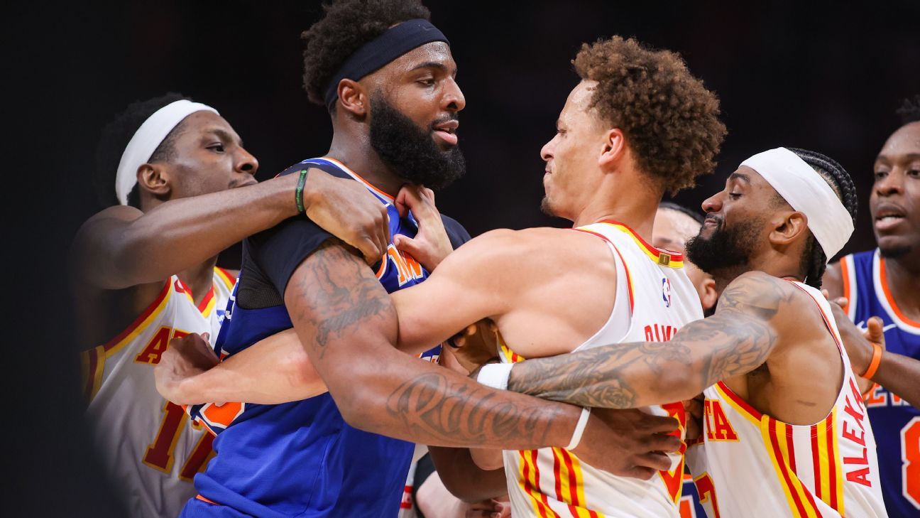 Daniels de los Hawks y Robinson de los Knicks expulsados por pelear