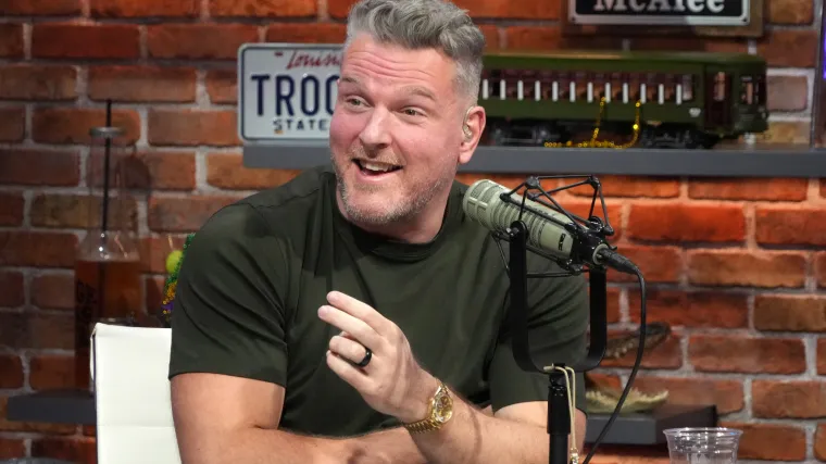 Detalles del programa de las finales de la NBA de Pat McAfee: lo que debe saber sobre la transmisión en vivo desde la cancha durante el Juego 3