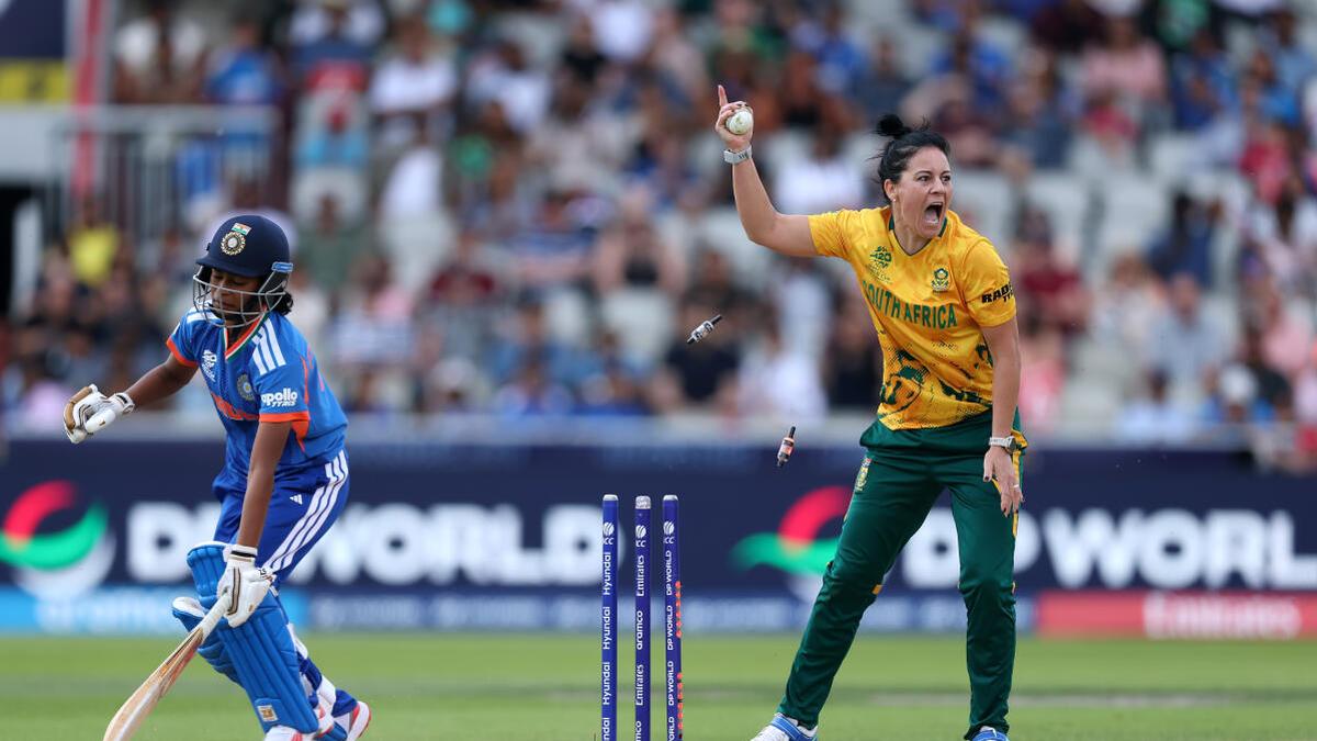 Copa Mundial Femenina T20 2026: Marizanne Kapp lucha contra la enfermedad y propina la primera derrota a India