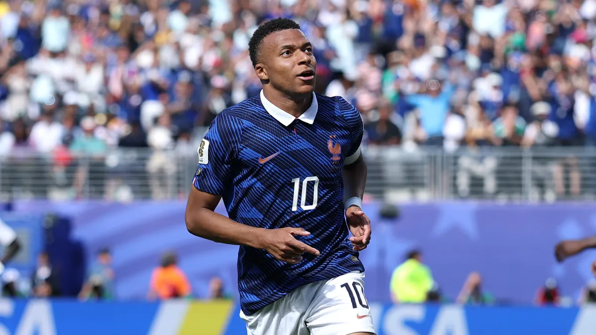 Kylian Mbappé vale más que todo el equipo iraquí para el Mundial, y ni siquiera está cerca