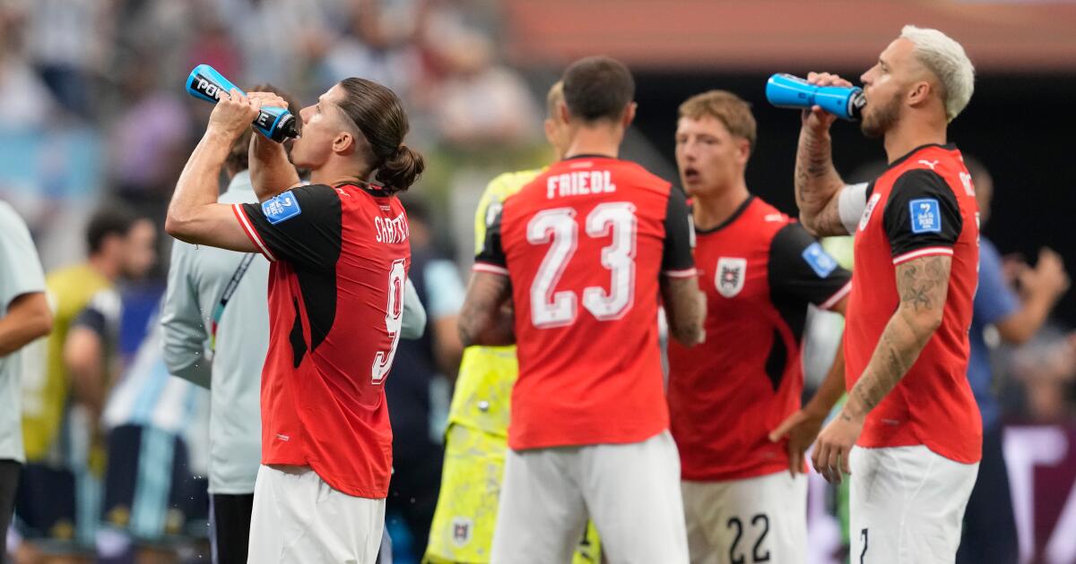 Fox cambia a comerciales parciales durante las pausas para hidratarse en el Mundial