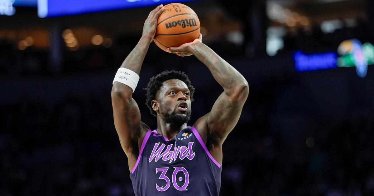 Julius Randle pasó de los contendientes Timberwolves a los humildes Nets