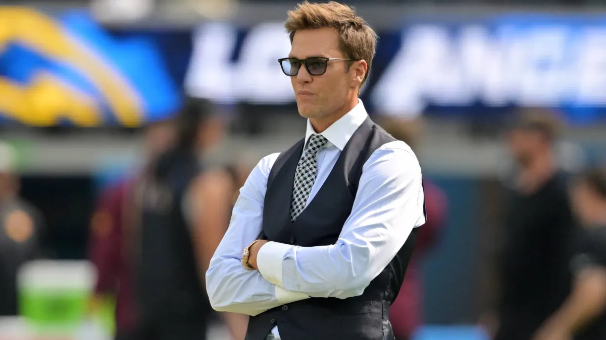 Tom Brady critica a los Raiders después de la mala temporada de 2025: “Todos necesitan mejorar”