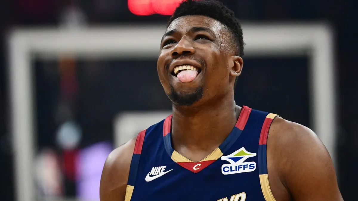 Los Cavs firman a Thomas Bryant demasiado pronto para frustrar a su rival de la Conferencia Este