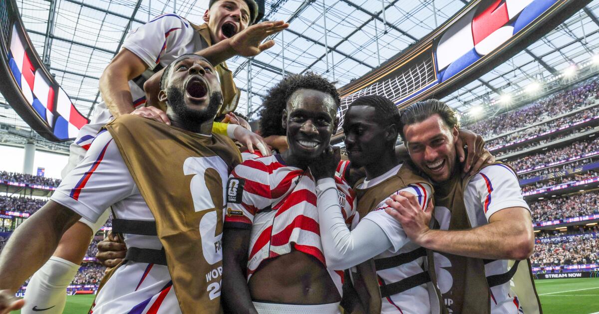 En el cumpleaños de Estados Unidos, el equipo de fútbol americano encarna los sueños de sus fundadores.