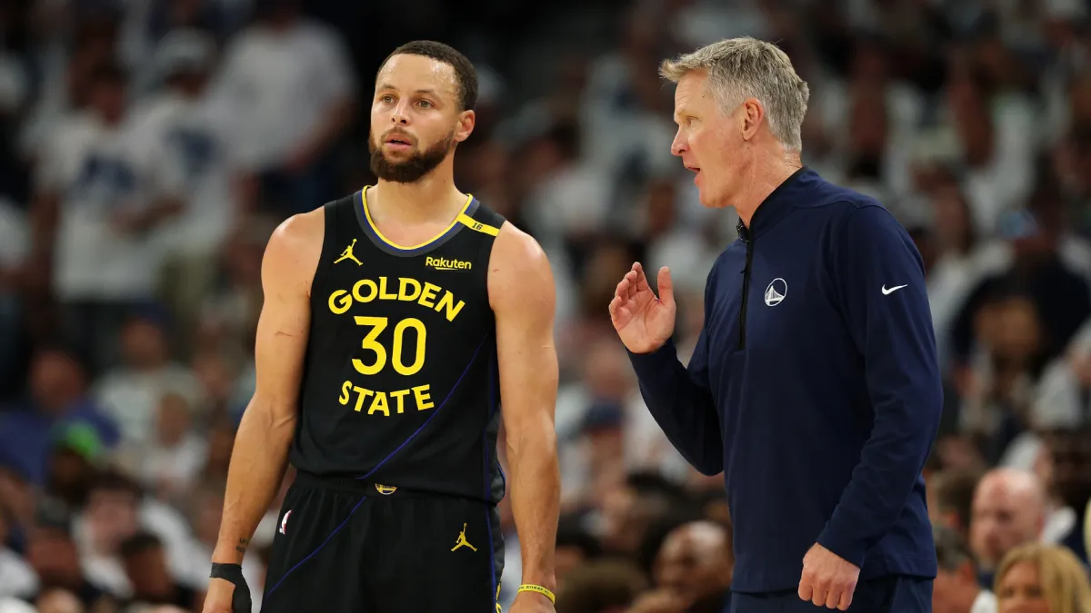 Los Warriors contrataron al ex entrenador en jefe campeón de la NBA de los Lakers, de 53 años