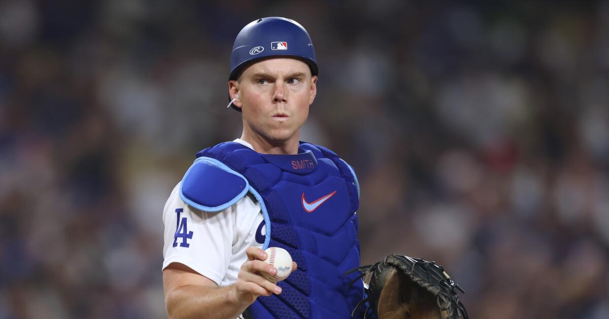 Con Will Smith fuera de juego indefinidamente, los Dodgers necesitan cambiar por un receptor