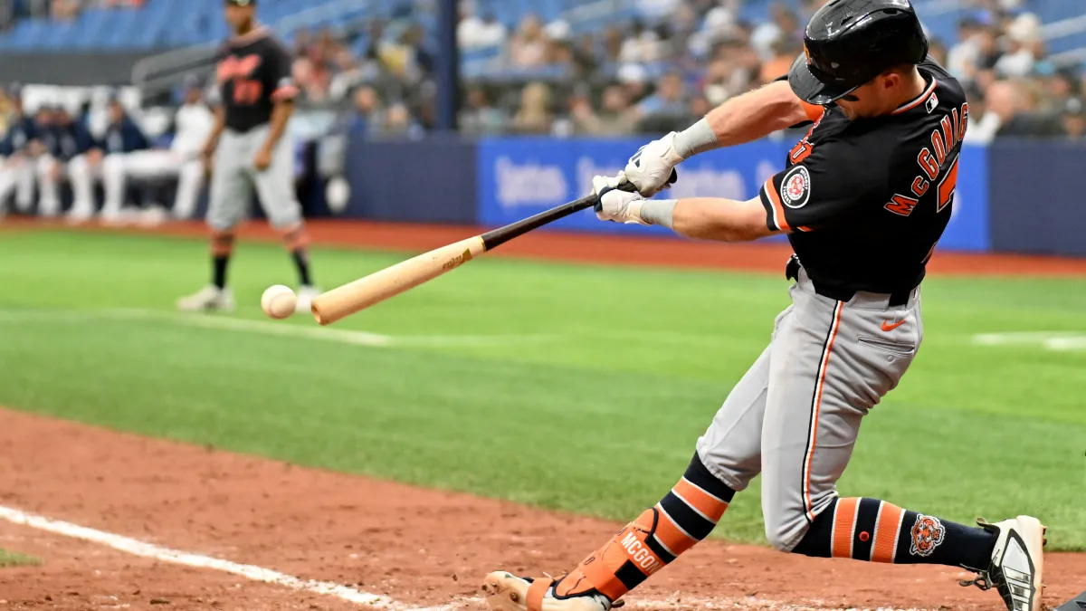 El deslumbramiento del novato de los Tigres Kevin McGonigal iguala la marca de hits de la franquicia de Ty Cobb