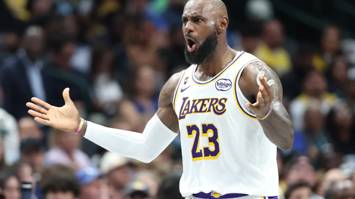 La actualización de LeBron James deja a los fanáticos en agonía