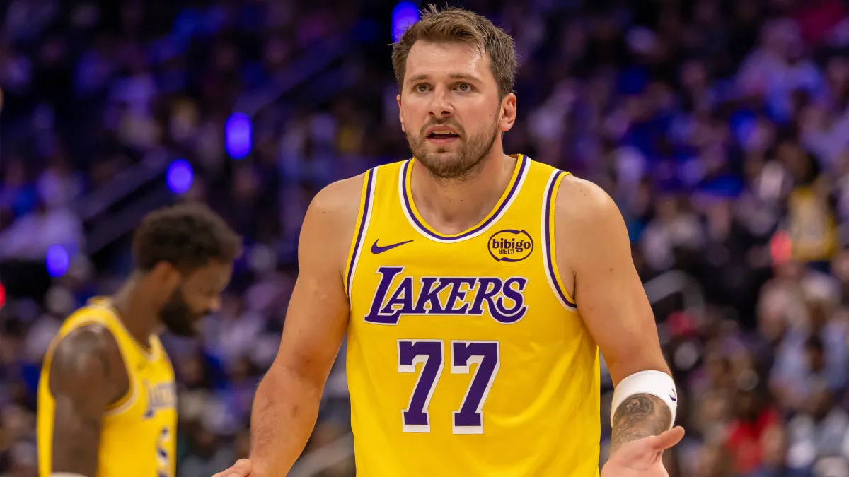 La propuesta de intercambio de seis jugadores de los Lakers le da a Los Ángeles 88 millones de dólares por el ex compañero de Luka Doncic