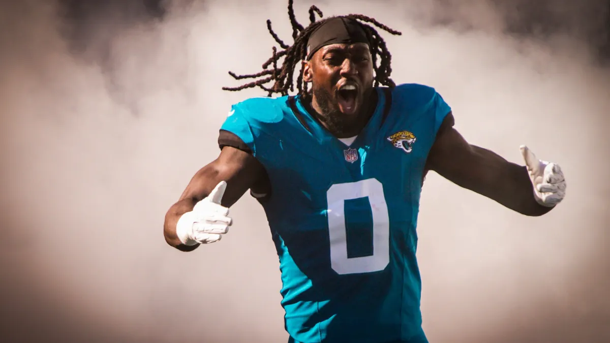 Devin Lloyd está ansioso por ser parte de la orgullosa familia de apoyadores de los Panthers