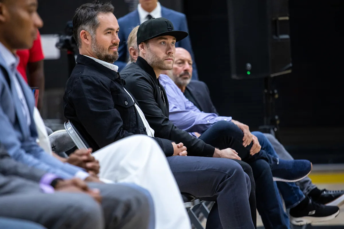 Joey y Jesse Buss estarían interesados en ser propietarios de la NBA Europa y participar en los Padres