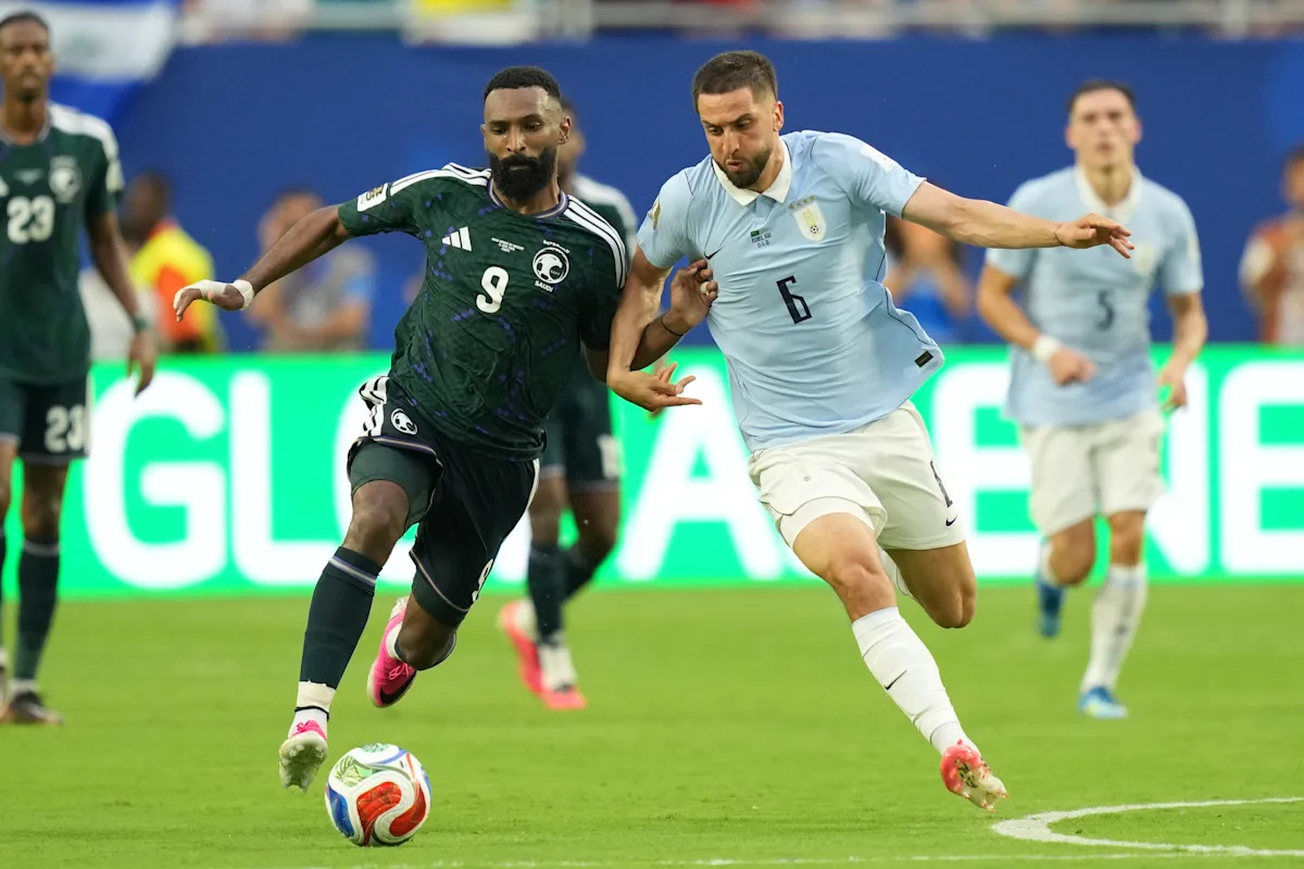 Mundial: Uruguay salva el empate 1-1 ante Arabia Saudita con gol en el minuto 80