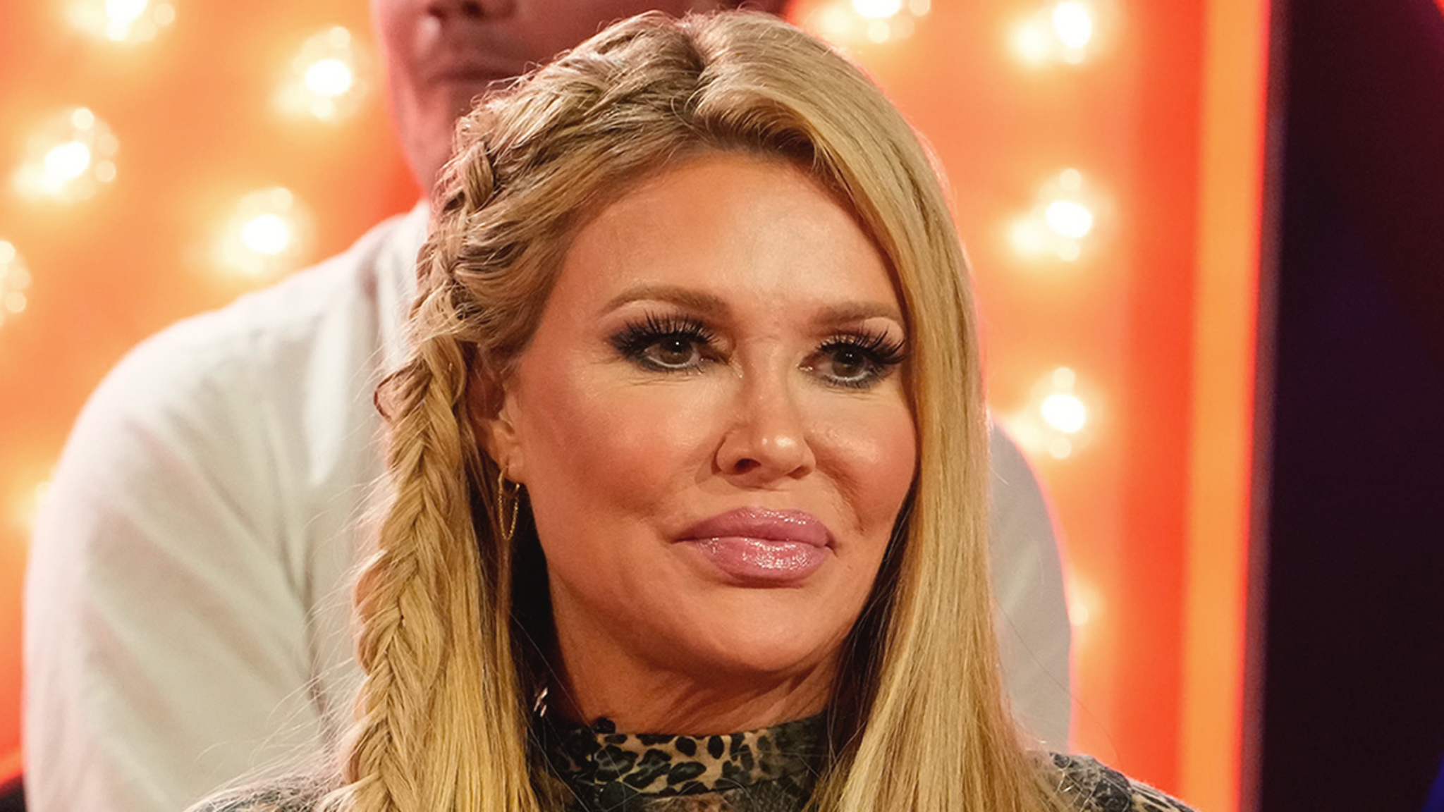 Brandi Glanville denuncia el hackeo de correo electrónico/tarjeta de crédito al FBI y exige Bitcoin