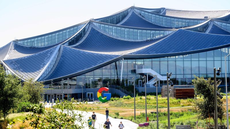 Las acciones de Google-Parent están disminuyendo por el temor de que pueda perder la cuota de mercado de la investigación con competidores suministrados por AI