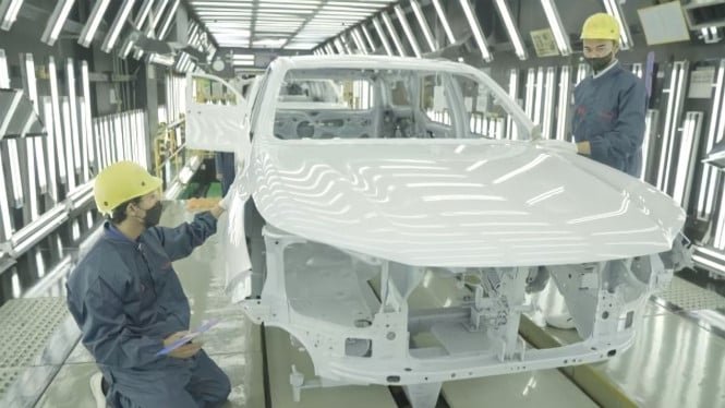 637c5ba6b4f85-pabrik-toyota-astra-motor-di-kawasan-industri-karawang_665_374.jpg
