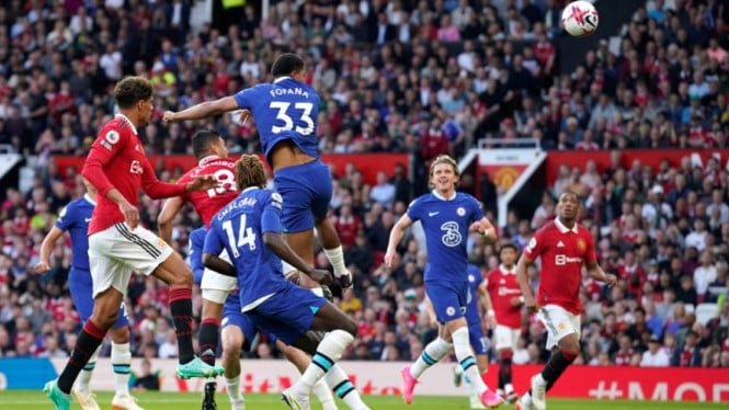 646fbfcd54c4f-manchester-united-vs-chelsea_665_374.jpg