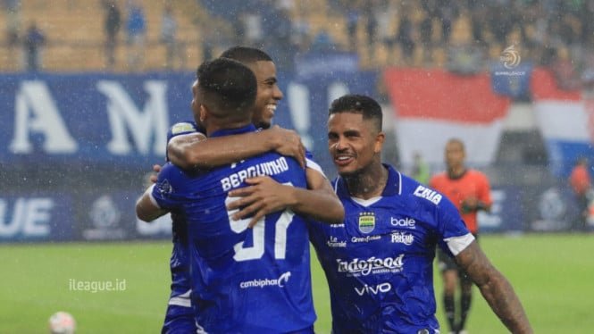 68c62ddad09b3-pemain-persib-bandung_665_374.jpg