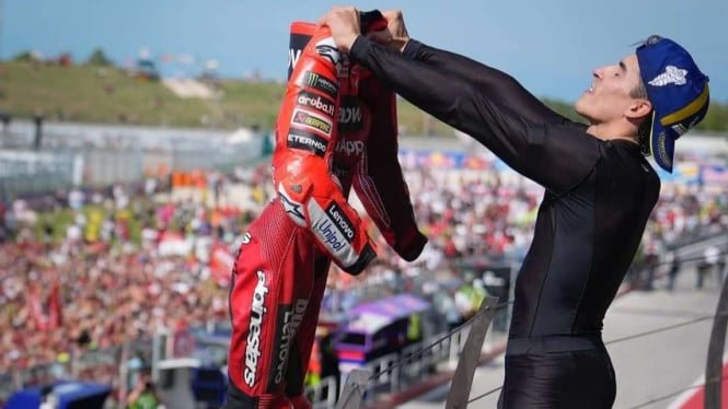 68c6c97012855-pembalap-ducati-lenovo-marc-marquez_665_374.jpg